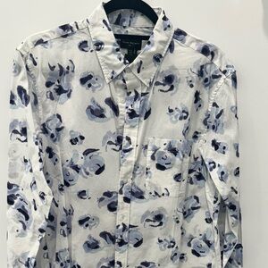 Club Monaco Men’s Floral Button Down Short - NWT
